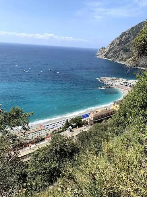 Historic Downtown Home By The Sea With King Bed Monterosso al Mare