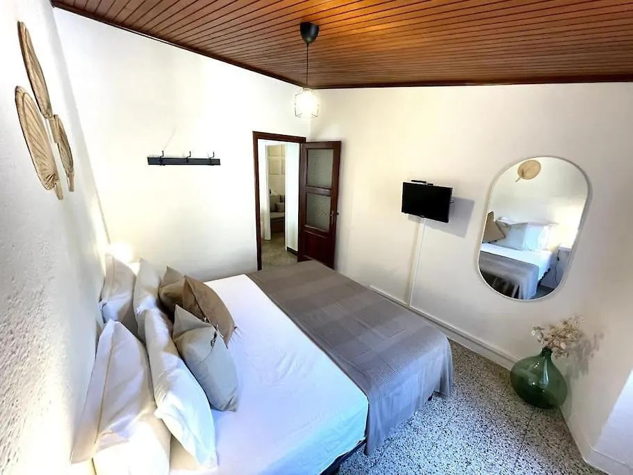 Historic Downtown Home By The Sea With King Bed Monterosso al Mare
